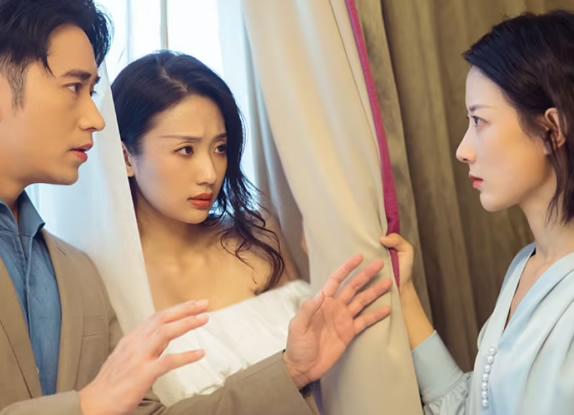 和別人老婆在她家出軌被她老公抓住要怎么辦 和別人老婆在她家出軌被她老公抓住要怎么辦